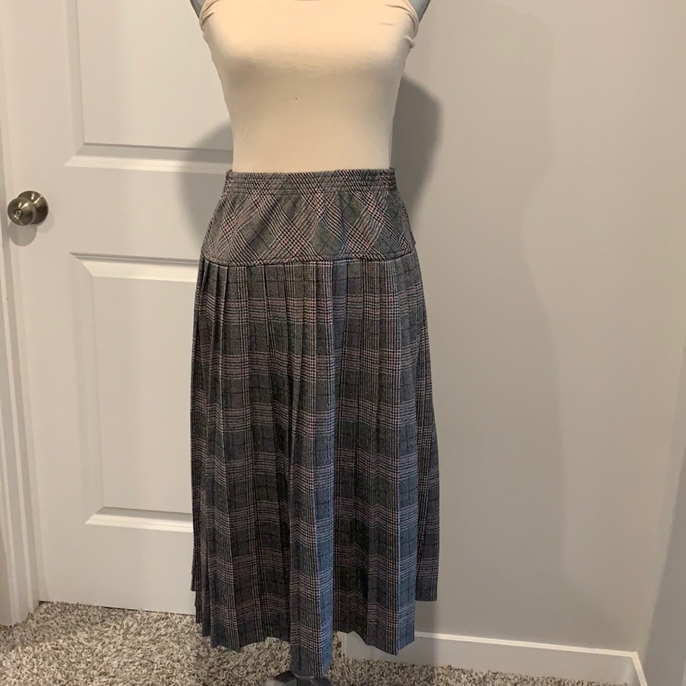 Alfred Dunner pleated plaid skirt